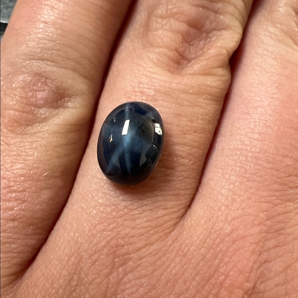 Stunning Star Sapphire Blue Oval Unidentified Loose Gemstone